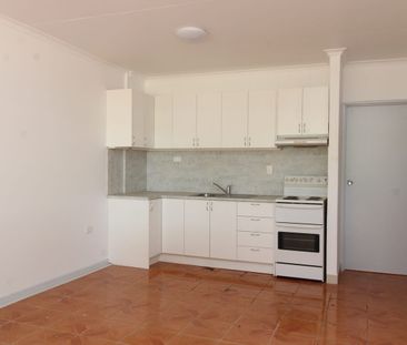 Everything Great, At Number 8! - Photo 3