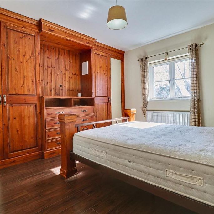 4 bedroom house to rent - Photo 1