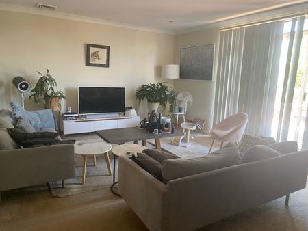Bellevue Hill - Photo 5