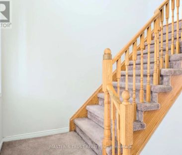 66 GAIL PARKS CRESCENT - Photo 6