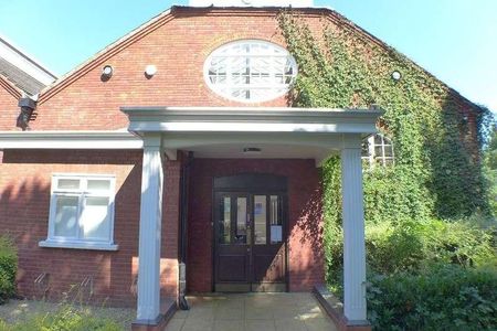 Rowanwood Avenue, The Hollies, DA15 - Photo 2