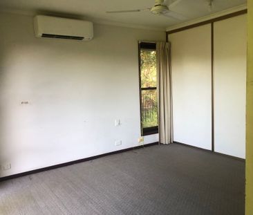 Family Home Located in the Heart of Eight Mile Plains - Photo 4