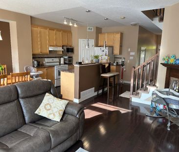 For Lease - 94 SELHURST Avenue, Barrhaven, Ontario - Photo 3