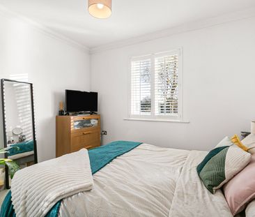 Byron Road, Addlestone, Surrey, KT15 2SX - Photo 5