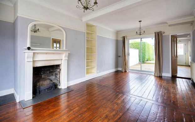 25 Holland Crescent, Ballyhackamore, Belfast, BT5 6EF - Photo 1