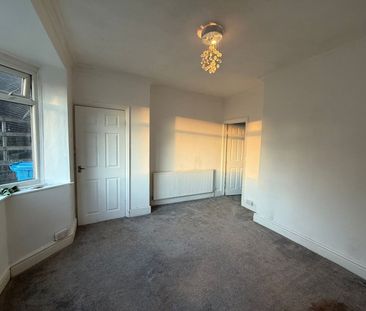 3 Bed Semi-Detached House, Skelwith Close, S4 - Photo 1