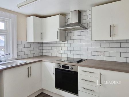 1 bedroom flat to rent - Photo 3