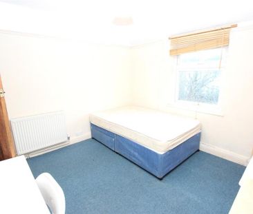 1 bedroom in a house share to rent - Photo 6