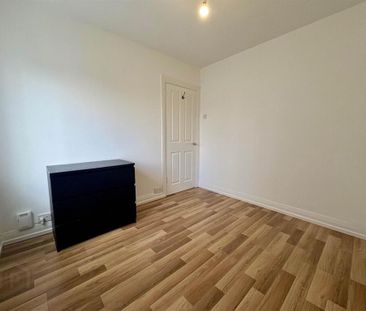 13 Mayfair Avenue, Cregagh, Belfast, BT6 9JA - Photo 6