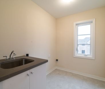 For Lease - 19 Stennett Drive, Georgina, Ontario - Photo 5