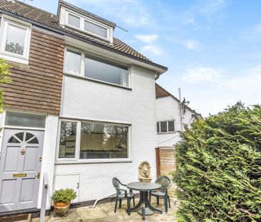 3 bedroom semi-detached house to rent - Photo 6