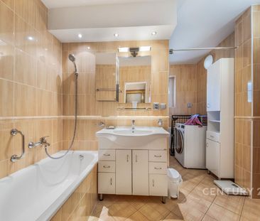 Pronájem bytu 4+1 120 m² - Photo 2