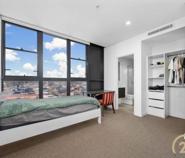 Spacious Modern 2 Bedroom Apartment in Prime Liverpool CBD Location... - Photo 2