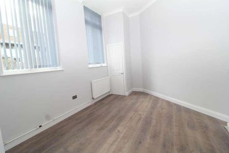 Pleasant Row, Gillingham, ME7 - Photo 5