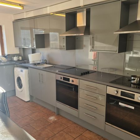 1 Bedroom House Share To Rent in Thorneywood - Photo 4