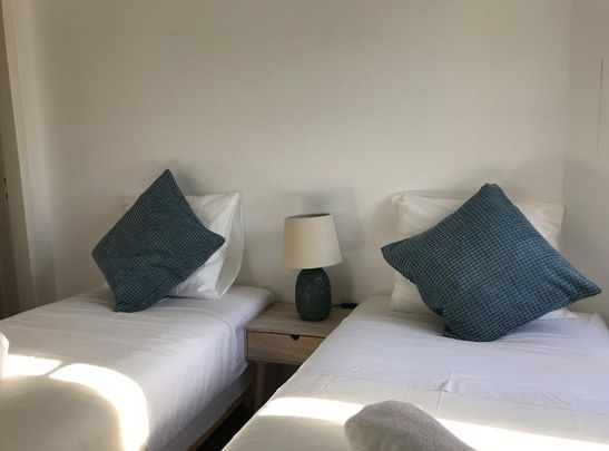 Rua do Poço dos Negros, Lisbon, Lisbon 1200-338 - Photo 1