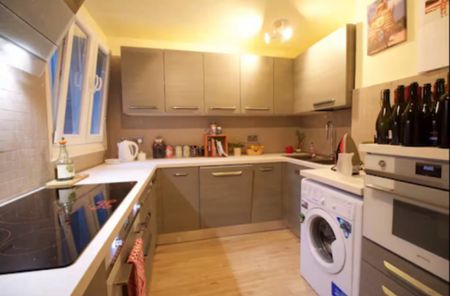 2 Bed Flat, Milford House, W1G - Photo 2