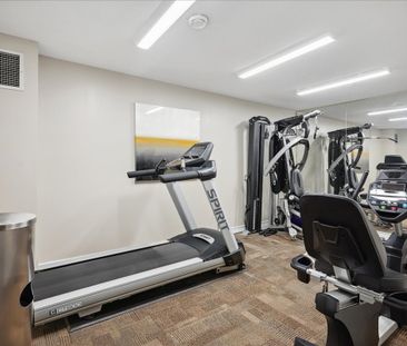 William Apartments - 2 Bedroom - Photo 2