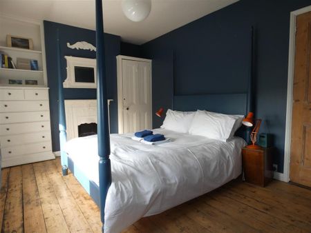 3 bedroom semi-detached house to rent - Photo 4