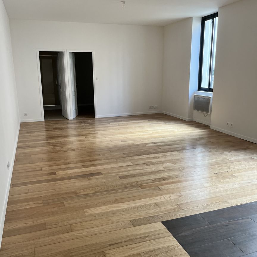 Location Appartement 2 pièces 51m² VICHY 03200 - Photo 1