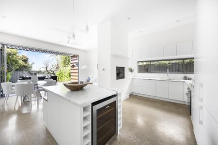 6 Tasman Street, Bondi NSW 2026 - House For Rent | Domain - Photo 5