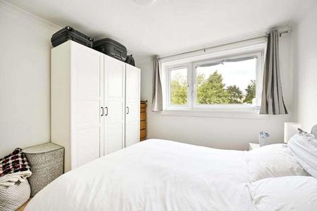 Fontley Way, Roehampton, SW15 - Photo 3