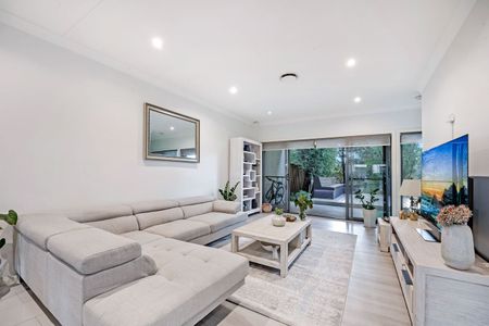 40 Grace Crescent, Kellyville - Photo 3