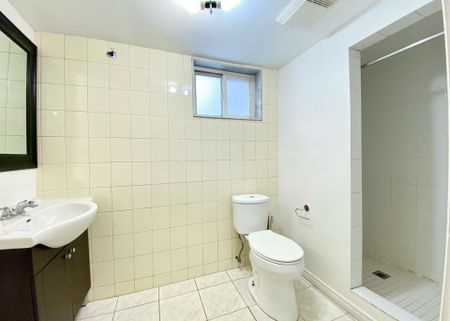 For Lease - 82 Silvio Avenue Unit# Lower, Toronto, Ontario - Photo 2