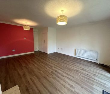 2 bedroom link detached house to rent - Photo 5