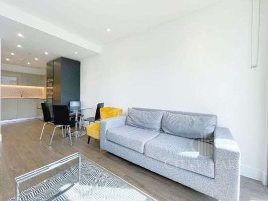 Neroli House, Piazza Walk, London - Photo 1