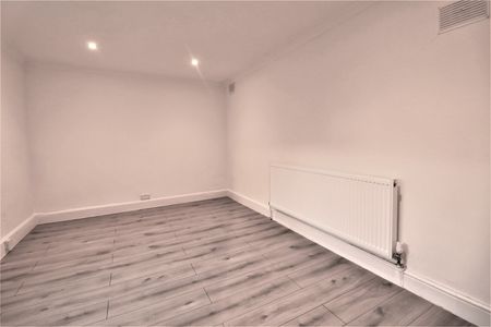 1 Bed Semi-Detached House, Ryecroft Road, SE13 - Photo 4