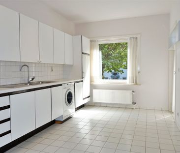 Appartement op aangename ligging - Photo 1