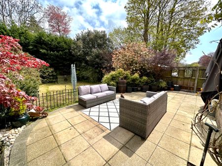 3 bedroom house to rent Oaklands Road, Havant, PO9 - Photo 3