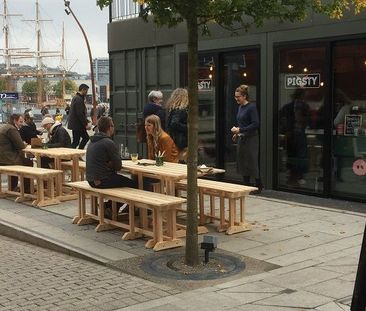 Double En-suite Room* Southville Location* - Photo 1