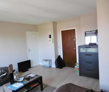 Location Appartement 1 pièce 29m² ST MAUR DES FOSSES 94100 - Photo 3
