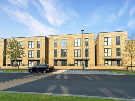 5 bedroom semi-detached house to rent - Photo 5