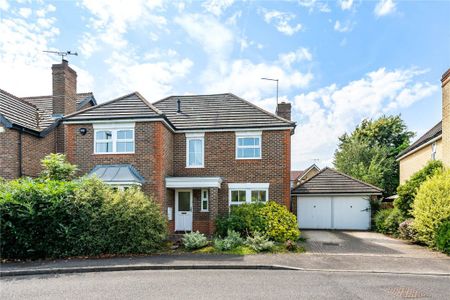 4 Bedroom House - Acorn Grove, Chandler’s Ford - Photo 3