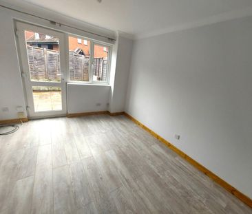 1 bedroom semi-detached house to rent - Photo 1