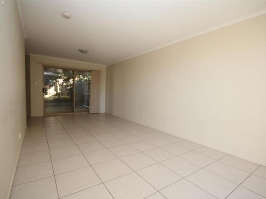 2/25 Law Street, 4301, Redbank Qld - Photo 1