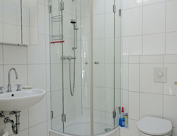Gemütliche Single-Einliegerwohnung in ruhiger Lage in einer Doppelhaushälfte in HH-Othmarschen... - Photo 1