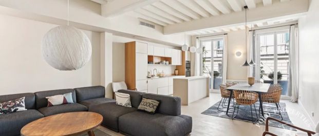 Maison • Odéon - Photo 1