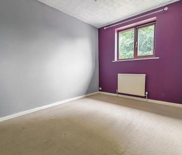 3 Bed Semi-Detached House, Rock Court, NG6 - Photo 3