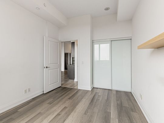 For Lease - 7900 Bathurst Street Unit# 618, Vaughan, Ontario - Photo 1