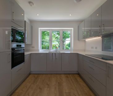 Almond Close, Great Shelford - Photo 6