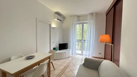 Via Rembrandt, Milan, Lombardy 20147 - Photo 2