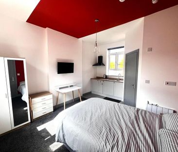 Studio to rent - Photo 6