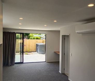 Nearly new 2 bedroom townhouse - Photo 5