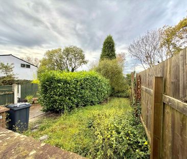 2 bedroom terraced house to rent - Photo 4