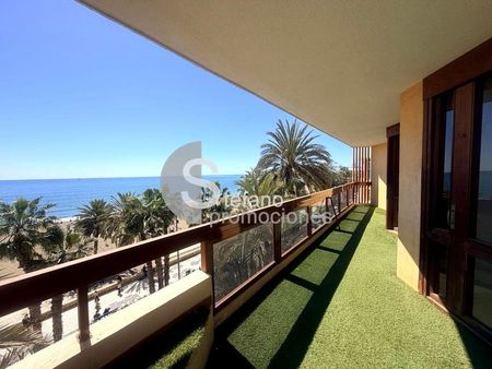 Alquiler de piso en Paseo Marítimo Ciudad de Melilla - Photo 4