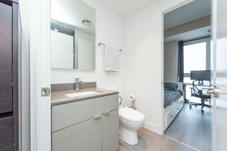 For Lease - 7 Grenville Street Unit# 5705, Toronto, Ontario - Photo 4